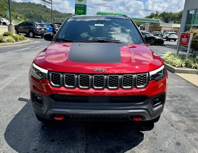 2025 Jeep Compass Trailhawk