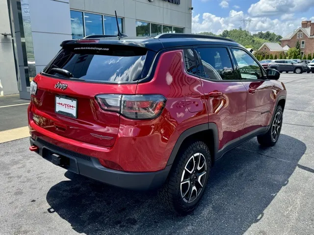 2025 Jeep Compass Trailhawk