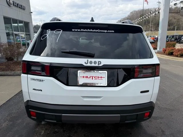2026 Jeep Cherokee Overland