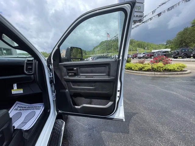 2024 Ram 3500 Tradesman
