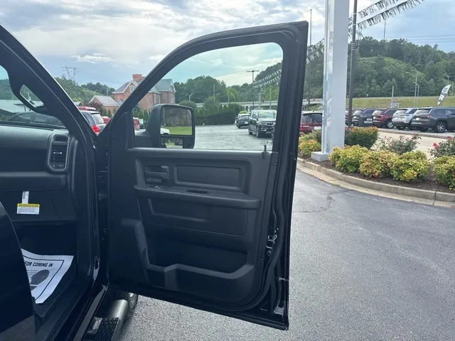2025 Ram 2500 Tradesman