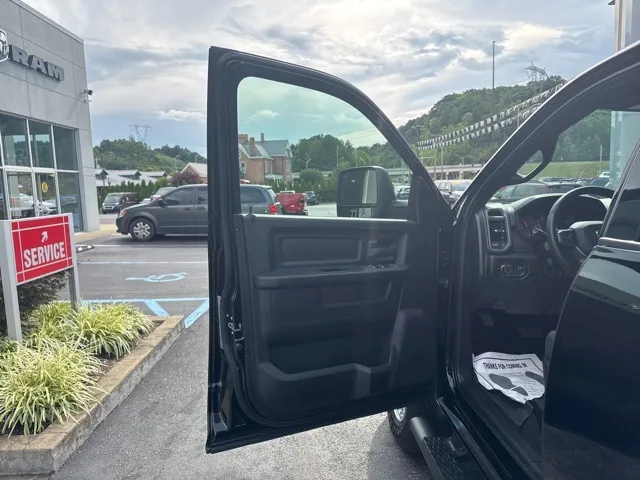 2025 Ram 2500 Tradesman