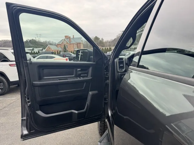 2022 Ram 2500 Tradesman