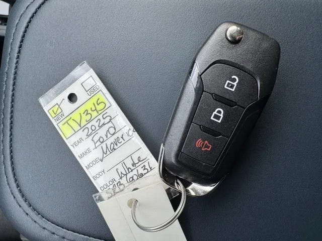 2025 Ford Maverick XL