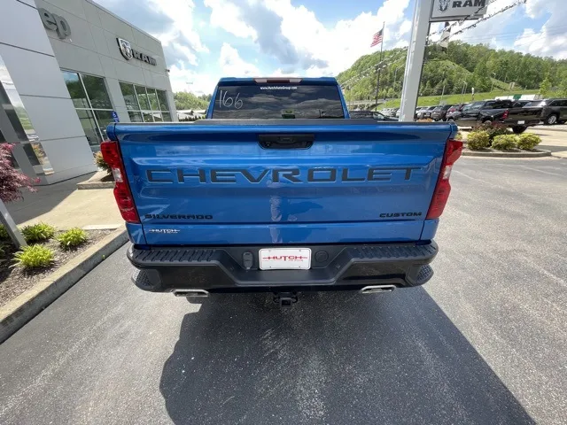 2022 Chevrolet Silverado 1500 Custom Trail Boss