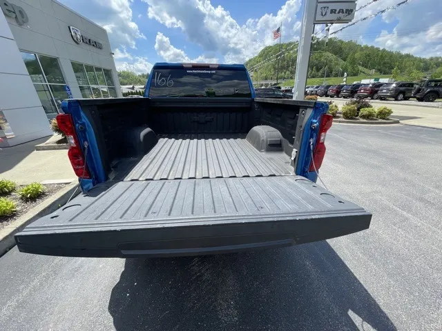 2022 Chevrolet Silverado 1500 Custom Trail Boss