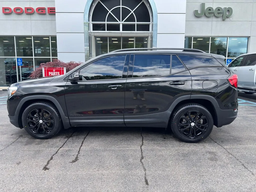 2021 GMC Terrain SLT