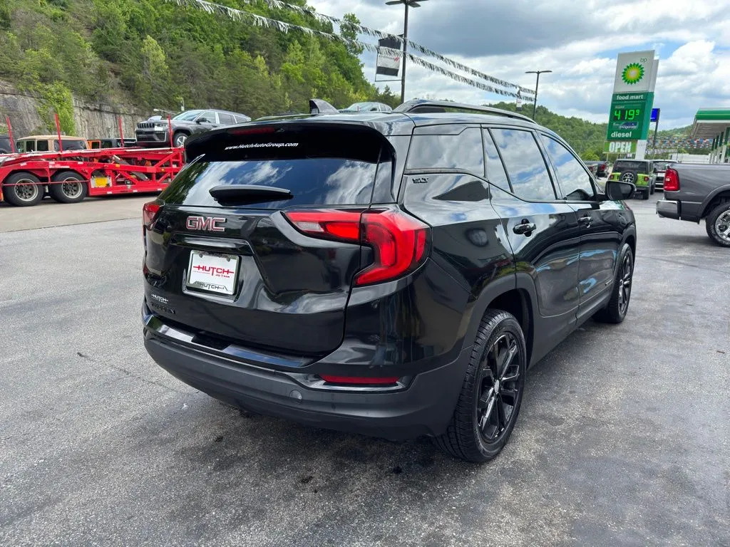 2021 GMC Terrain SLT