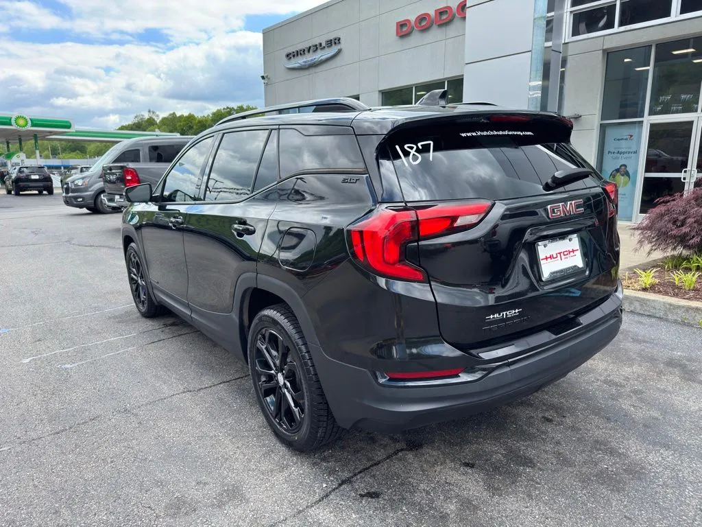 2021 GMC Terrain SLT
