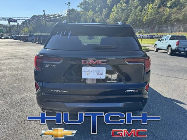 2026 GMC Terrain AT4