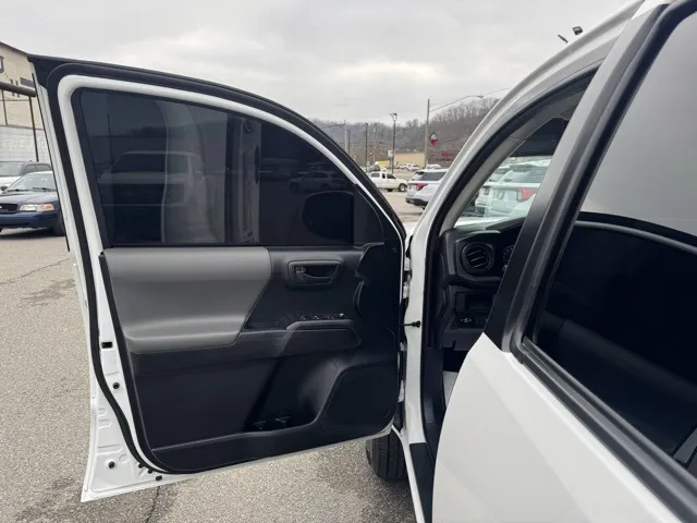 2018 Toyota Tacoma SR