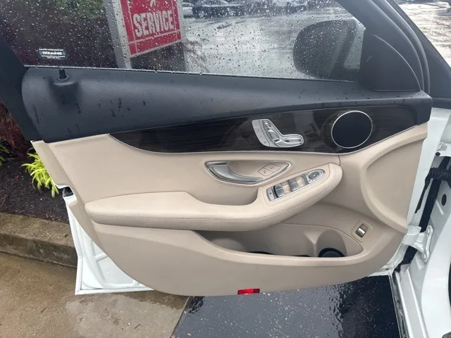 2016 Mercedes-Benz C-Class C 300