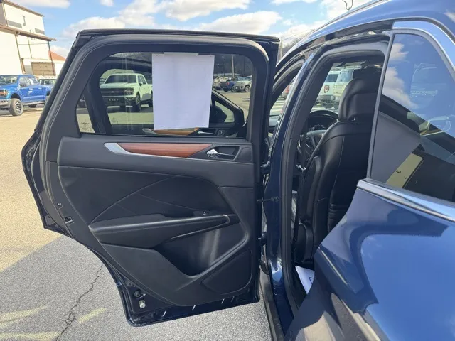 2015 Lincoln MKC Base