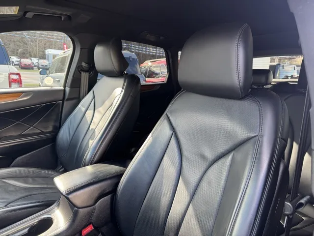 2015 Lincoln MKC Base