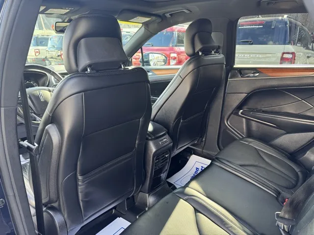 2015 Lincoln MKC Base