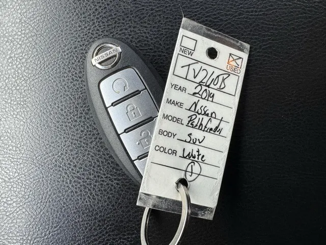 2019 Nissan Pathfinder SV