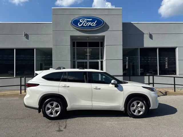 2021 Toyota Highlander LE