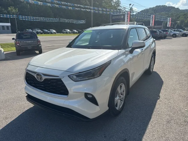 2021 Toyota Highlander LE
