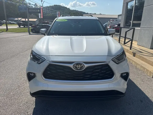 2021 Toyota Highlander LE