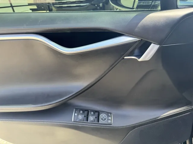 2017 Tesla Model S 75D
