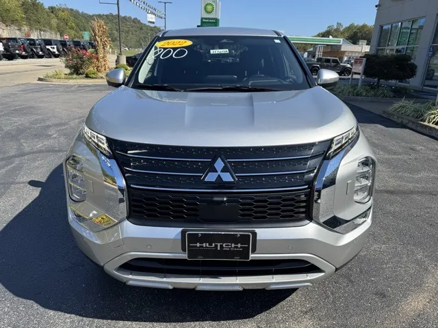 2022 Mitsubishi Outlander SE