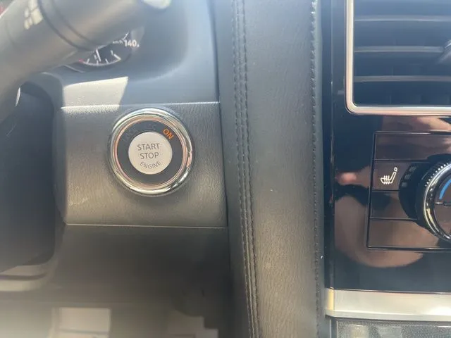 2023 Nissan Armada SV