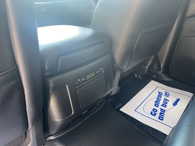 2023 Nissan Armada SV