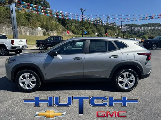 2025 Chevrolet Trax LS