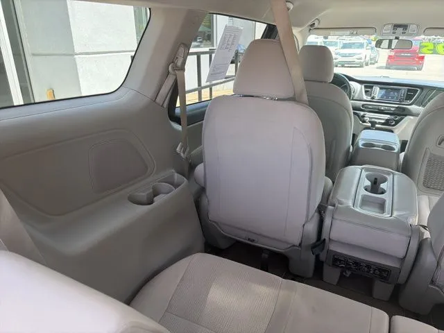 2019 Kia Sedona LX