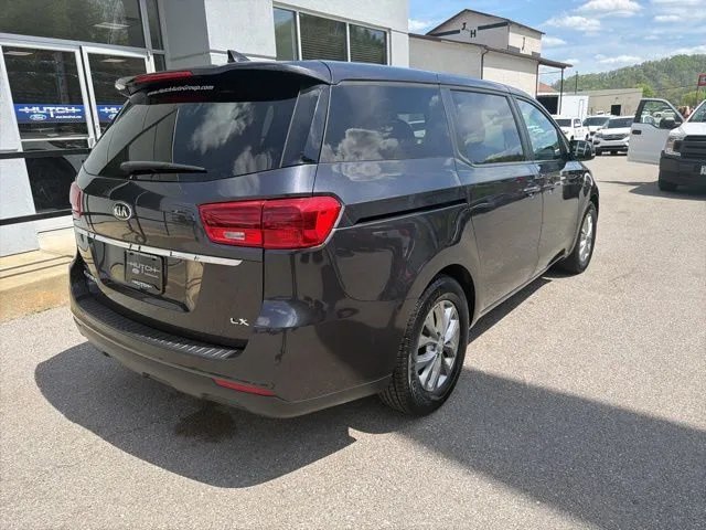 2019 Kia Sedona LX
