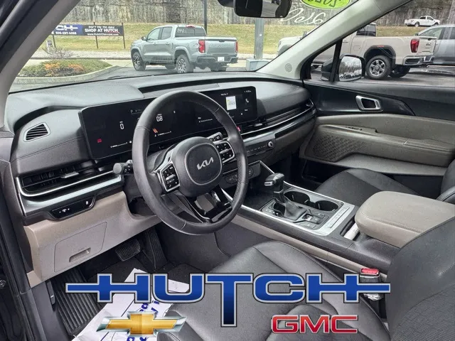 2025 Kia Carnival LXS