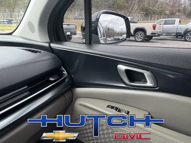 2025 Kia Carnival LXS