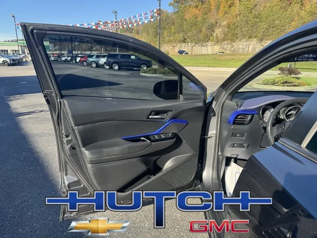 2021 Toyota C-HR XLE