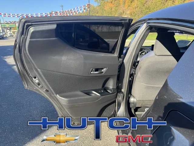 2021 Toyota C-HR XLE