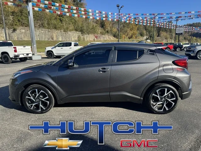 2021 Toyota C-HR XLE